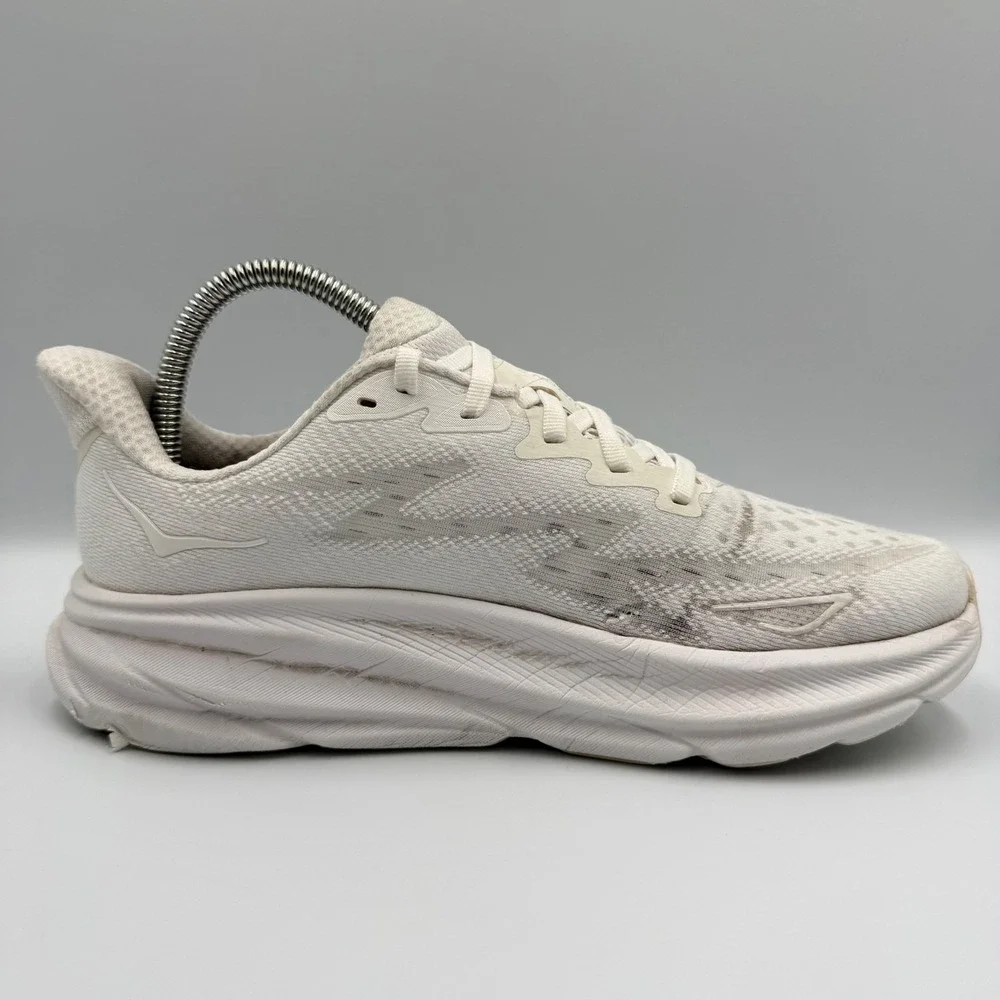 Hoka One‎ One Clifton 9 Running Shoes White Women's Size 7.5 Athletic Sneakers